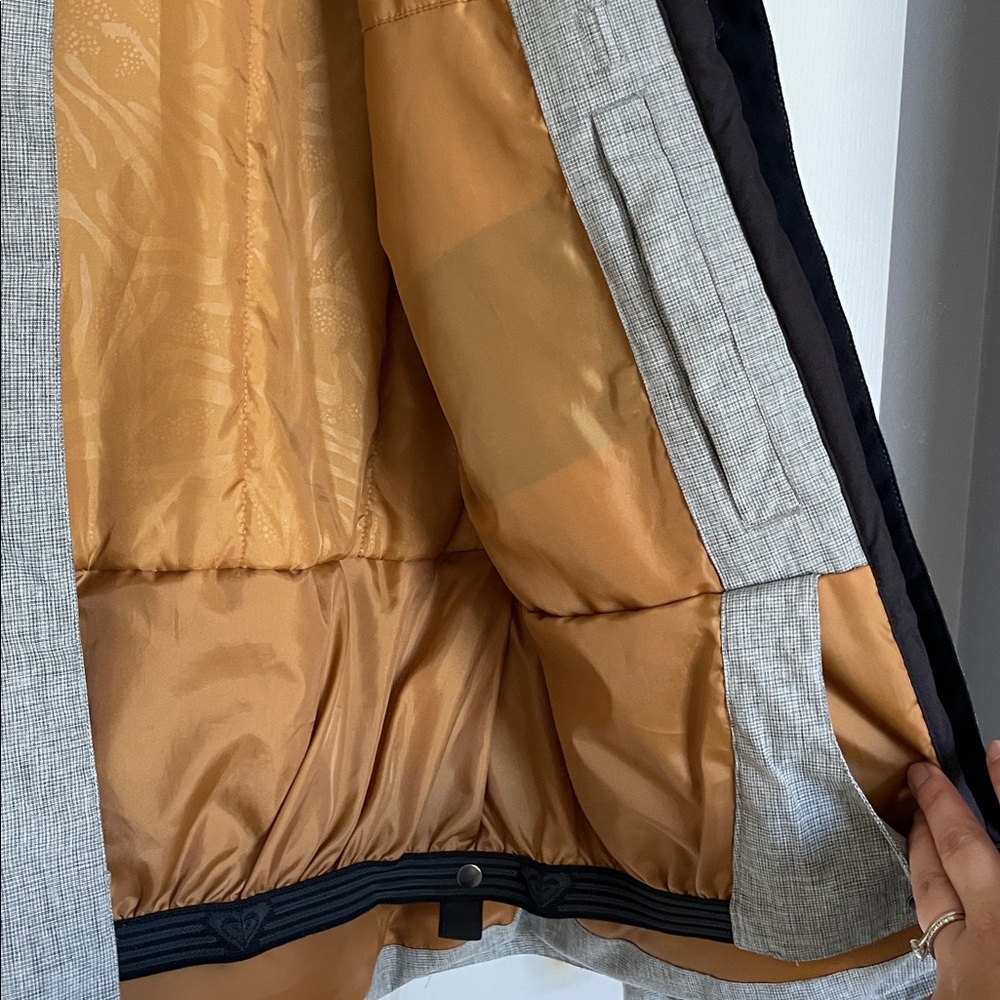 Roxy Ski Jacket - image 4